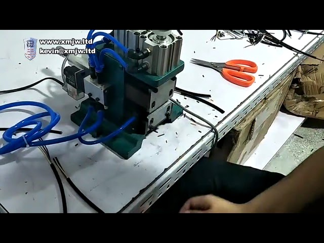 3F Cable Manufacturing Equipment Manual Pneumatic Wire Stripping and Twisting Machine
