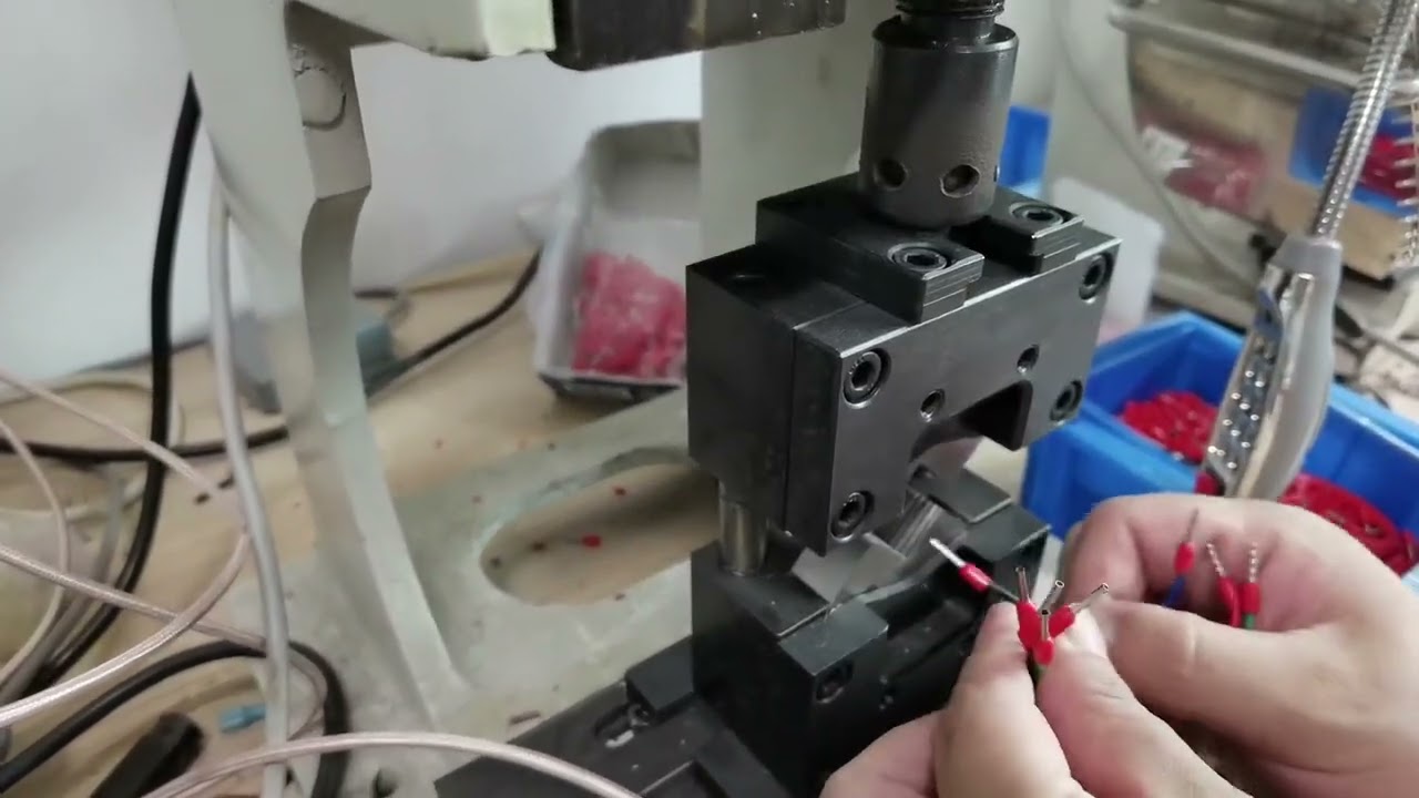 2.0-Ton Silent Terminal Machine Mold