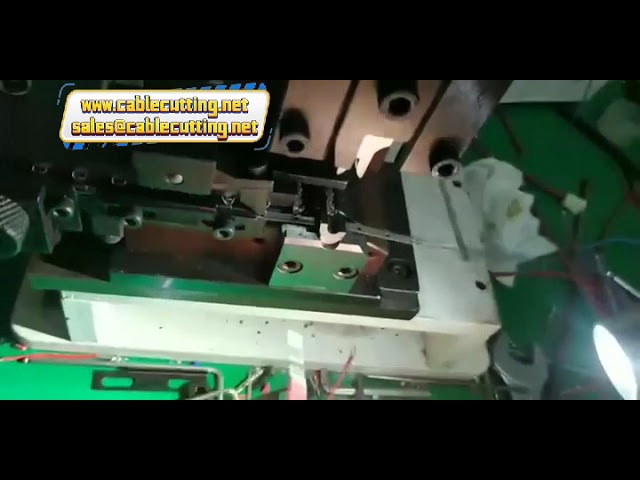 Обжимной станок для клемм 2T с горизонтальным аппликатором: боковая подача терминалов